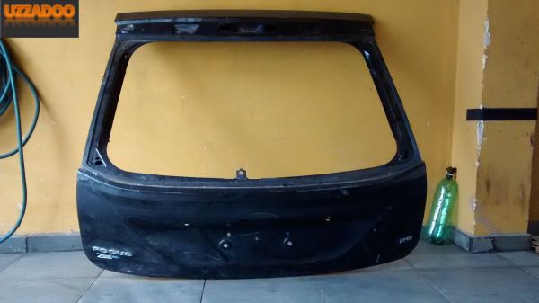 Tampa traseira porta malas ford Focus